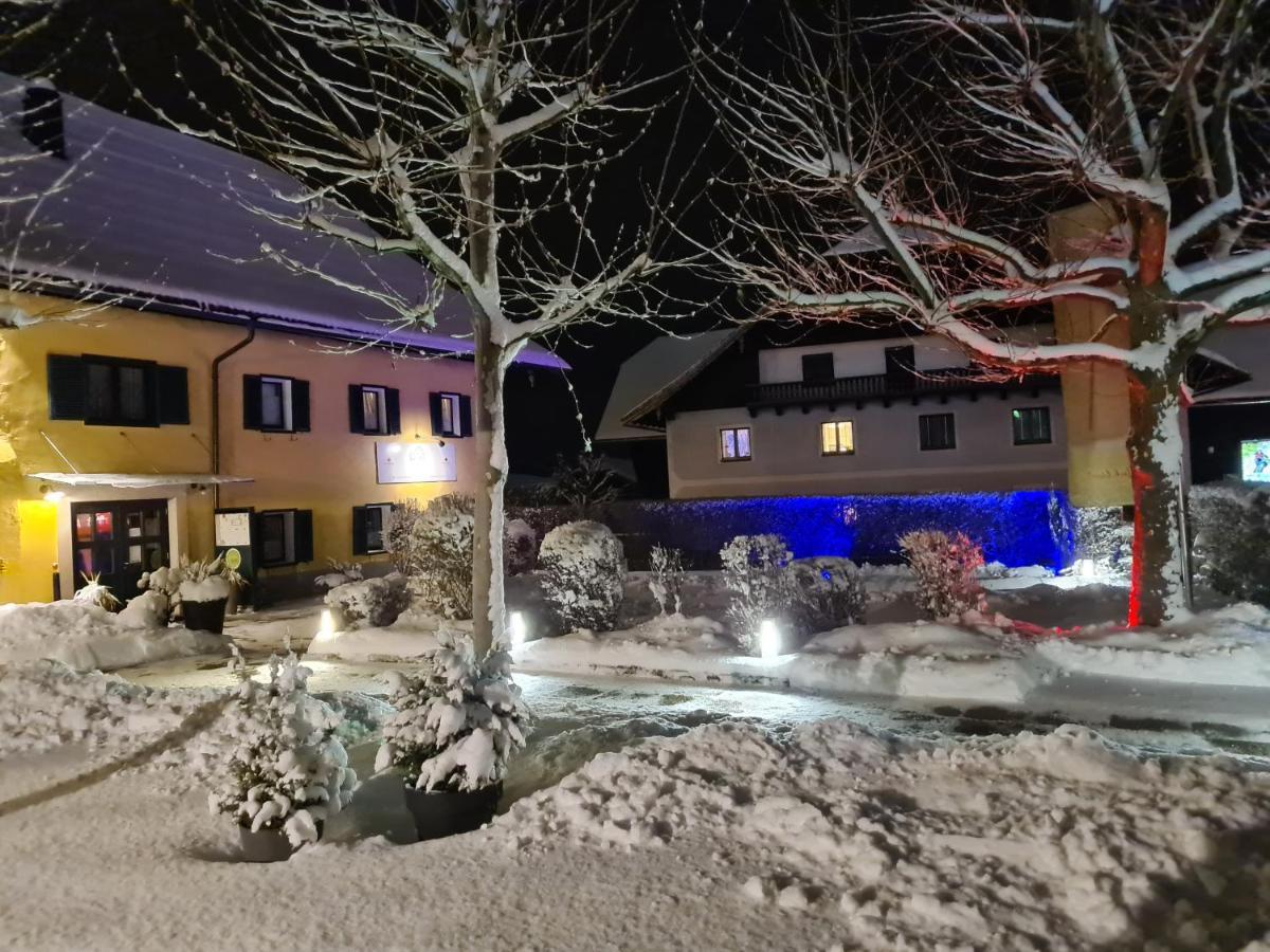 Gasthof Zur Strass Eugendorf Kültér fotó